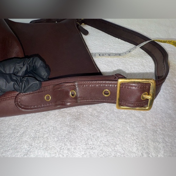 Coach Vintage bucket bag. - Picture 14 of 14